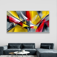 תמונת קנבס אבסטרקטית לרוחב בגווני צהוב, אדום ואפור עם קווים דינמיים ותנועה מודרנית