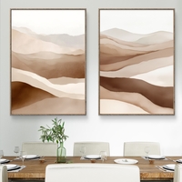 ציורי קנבס אבסטרקטיים בהשראת נוף מדברי בגווני שמנת וחום