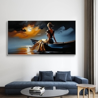 תמונת קנבס של אישה יושבת בסירה מול שקיעה זהובה, בהדפסה חלקה ללא תבליט, מקולקציית תכשיט לבית.