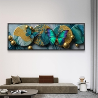תמונת קנבס פנורמית עם פרפרים בגווני טורקיז וזהב בהדפסה חלקה – תכשיט לבית