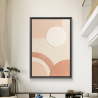 תמונת קנבס בגווני שמנת ואפרסק עם צורות גיאומטריות רכות והדפסה חלקה