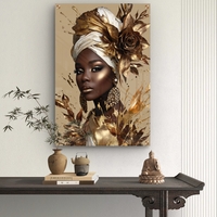 תמונת זכוכית בהדפסה חלקה של דיוקן נשי יוקרתי עם כיסוי ראש ופרח בגווני זהב, ברונזה ושמנת, בעיצוב אלגנטי ומרשים.