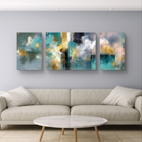 תמונת זכוכית מחולקת אבסטרקטית בגווני טורקיז, אפור וזהב בעיצוב מודרני