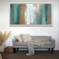 תמונת קיר אבסטרקטית בסגנון סקנדינבי עם משיכות צבע אנכיות ומראה אלגנטי