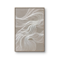 יצירת קנבס אבסטרקטית עם תנועה רכה על רקע טבעי