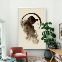 תמונת קנבס עם דמות נשית מופשטת בעשן רך ובסגנון מינימליסטי בגוונים טבעיים