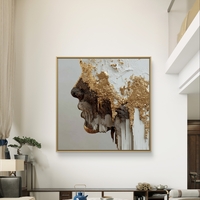 תמונת קנבס מרובעת של פרופיל נשי עם טקסטורות זהב וחום.