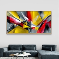 תמונת קנבס אבסטרקטית לרוחב בגווני צהוב, אדום ואפור עם קווים דינמיים ותנועה מודרנית