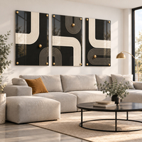שלישיית תמונות זכוכית גאומטריות בשחור וזהב | דגם SG2022