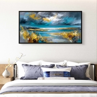 תמונת קיר נוף ים ציורי עם נגיעות זהב וטקסטורה עוצמתית לסלון מודרני