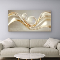 תמונת זכוכית לרוחב עם גלים מוזהבים ואלמנטים עגולים בעיצוב מודרני ויוקרתי מתוך קולקציית תכשיט לבית.