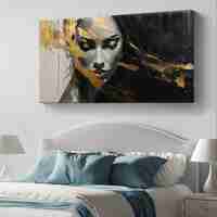 תמונת קנבס לרוחב עם דיוקן נשי בגווני שחור ולבן ונגיעות זהב בעיצוב מודרני ויוקרתי