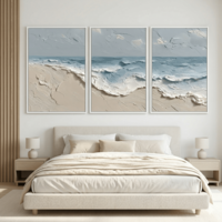 סט שלושה קנבסים עם גלי ים בגווני בז׳ ותכלת