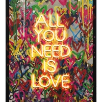 תמונת גרפיטי ALL YOU NEED IS LOVE מוארת עם שלט רחוק וסוללות – אמנות LED דגם LED1010--מידה 63*83 ס
