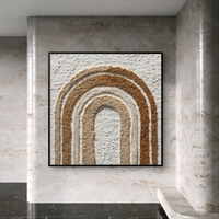 תמונת קנבס מרובעת עם קשתות אבסטרקטיות בגווני קרם, בז’ וחום, סגנון מינימליסטי, הדפסה חלקה ללא תבליט
