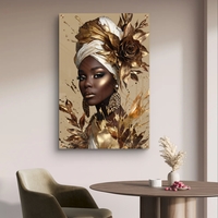 תמונת זכוכית בהדפסה חלקה של דיוקן נשי יוקרתי עם כיסוי ראש ופרח בגווני זהב, ברונזה ושמנת, בעיצוב אלגנטי ומרשים.