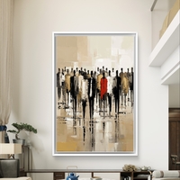 תמונת קנבס גדולה עם דמות באדום במרכז הקומפוזיציה