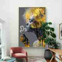 תמונת קנבס אומנותית של אישה עם נגיעות זהב, עצים ופרח, בעיצוב רגשי ומודרני