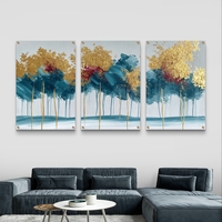 שלישיית תמונות זכוכית עם עצים אבסטרקטיים בגווני טורקיז וזהב בעיצוב יוקרתי ומודרני