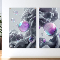 זוג תמונות זכוכית מעוצבות עם בועות שקופות בגווני סגול וטורקיז מעל רקע אפור רך בעיצוב מודרני ויוקרתי מבית תכשיט לבית – NEXTGEN BY BAR.