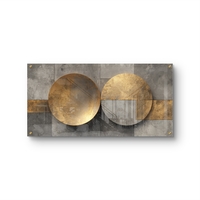 תמונת זכוכית לרוחב עם שני עיגולים מוזהבים מעל רקע אפור גאומטרי – תכשיט לבית