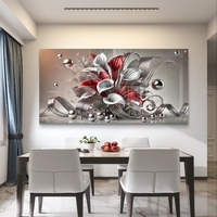 ליליות כרום ארגמן – תמונת זכוכית יוקרתית עם פרחים אדומים־לבנים ואלמנטים כסופים | PN2502