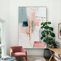 תמונת קנבס אבסטרקטית בגווני פודרה ותכלת עם מרקם עדין ועיצוב מודרני