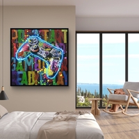 תמונת גיימינג מוארת עם שלט רחוק וסוללות – שלט קונסולה גרפיטי LED - מידה 83*83 ס