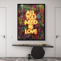 תמונת גרפיטי ALL YOU NEED IS LOVE מוארת עם שלט רחוק וסוללות – אמנות LED דגם LED1010--מידה 63*83 ס