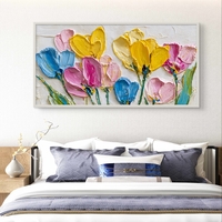 תמונה פרחים מודרנית לסלון בעיצוב צבעוני ועדין.