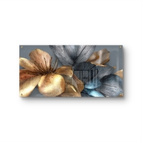 תמונת זכוכית רוחבית עם פרחים מטאליים בגווני זהב, נחושת וכסף – תכשיט לבית