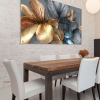 תמונת זכוכית רוחבית עם פרחים מטאליים בגווני זהב, נחושת וכסף – תכשיט לבית