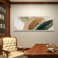 קשתות חול וזית – תמונת קנבס פנורמית אבסטרקטית בטקסטורת מכחול בגווני ירוק, בז׳ וזהב | CT4674