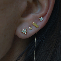 עגיל תלתן זהב