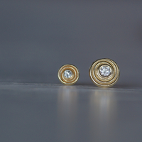 עגיל spira גדול יהלום לבן