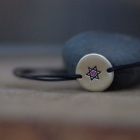 צמיד ירח חריטה מגן דוד משובץ רובי
