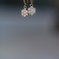 עגיל פלורי יהלומים לבנים