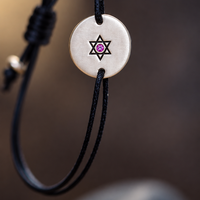 צמיד ירח חריטה מגן דוד משובץ רובי