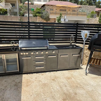 מטבח חוץ Volcan 7 Black – מטבח גינה יוקרתי מנירוסטה שחורה עם גריל 6 מבערים, מקרר וכיור