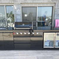 מטבח חוץ Volcan 5 Premium Black – מטבח גינה יוקרתי מנירוסטה שחורה עם גריל, מקרר וכיור