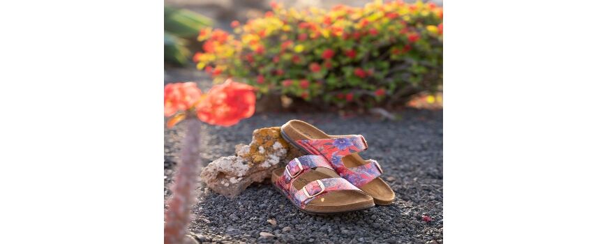 כפכפי נוחות קיציות לנשים