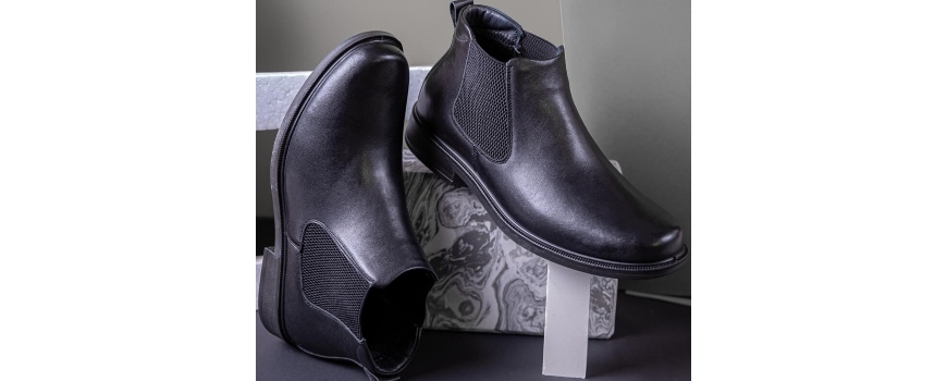 מגפיים ומגפונים אורטופדיים לגברים