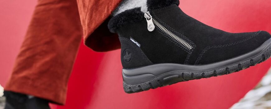 מגפיים ומגפונים לנשים