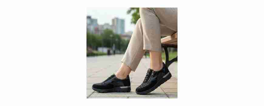 כל נעלי הנשים עם רפידה נשלפת למדרס