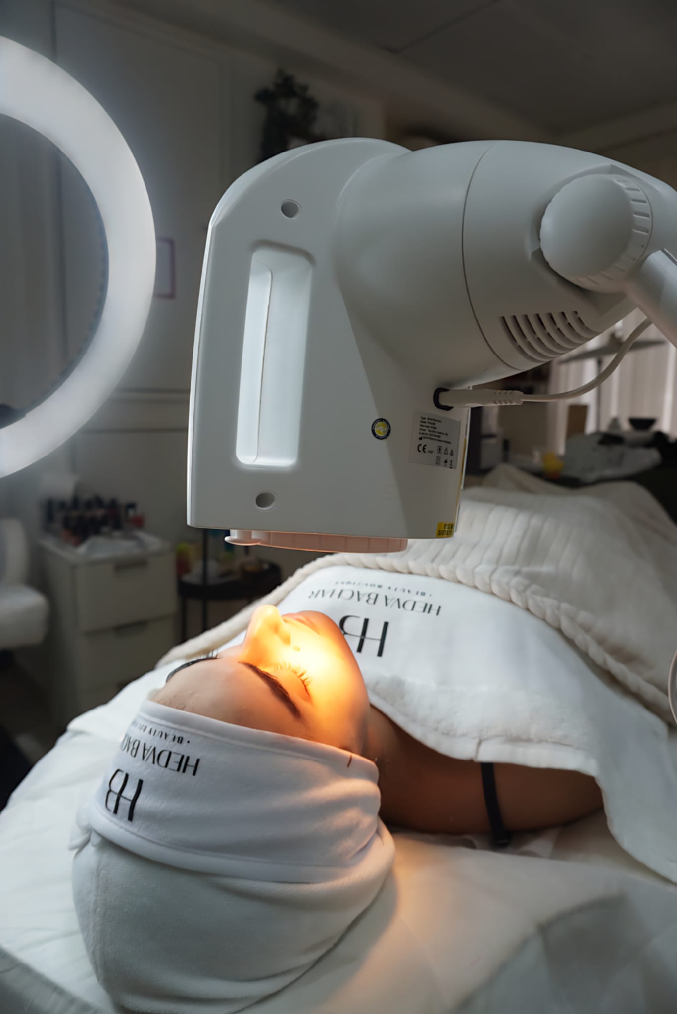 טיפול פוטותרפיה בנתניה ביופטרון