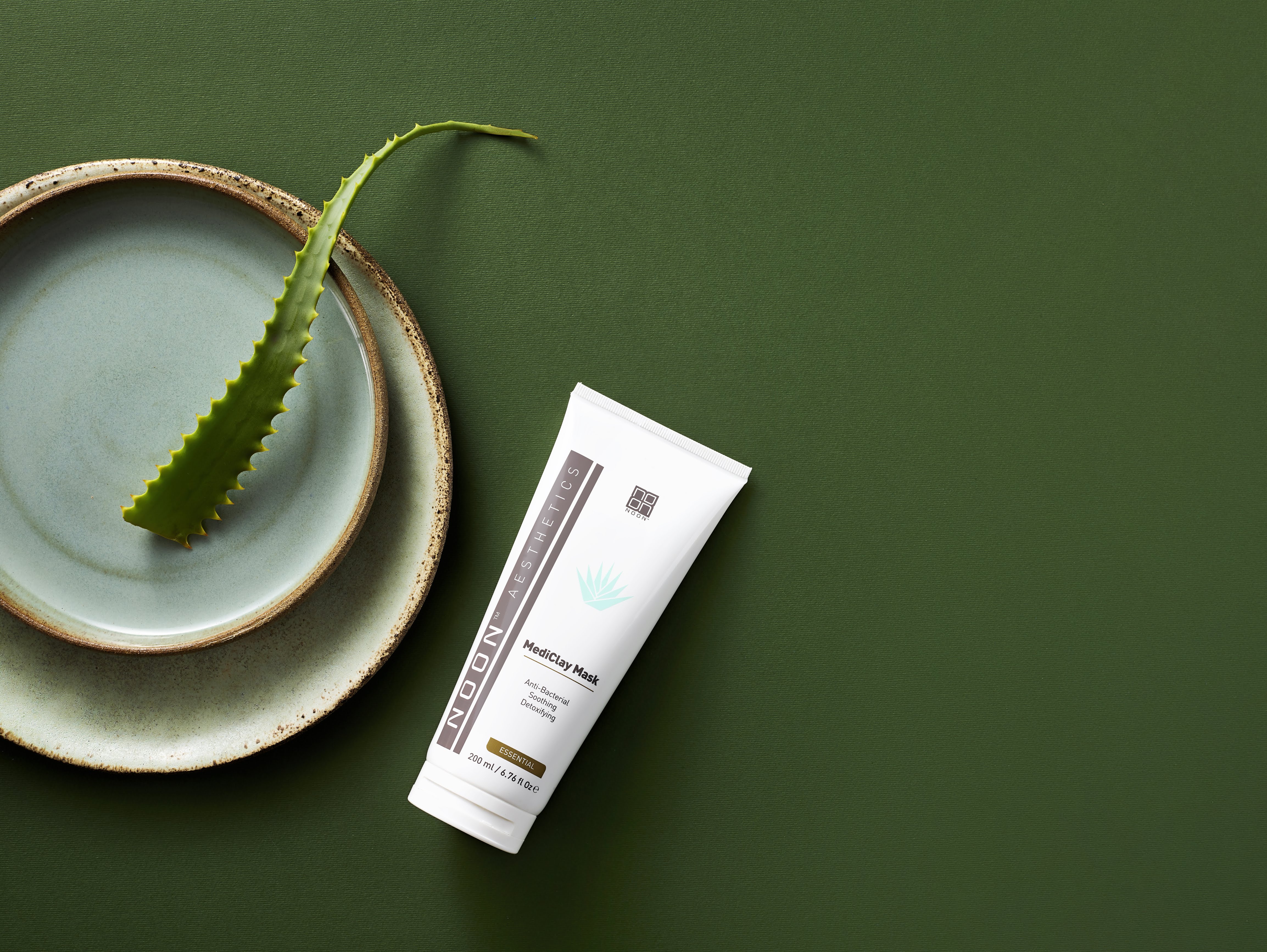 NOON MediClay Mask – מסכת ניקוי והרגעה