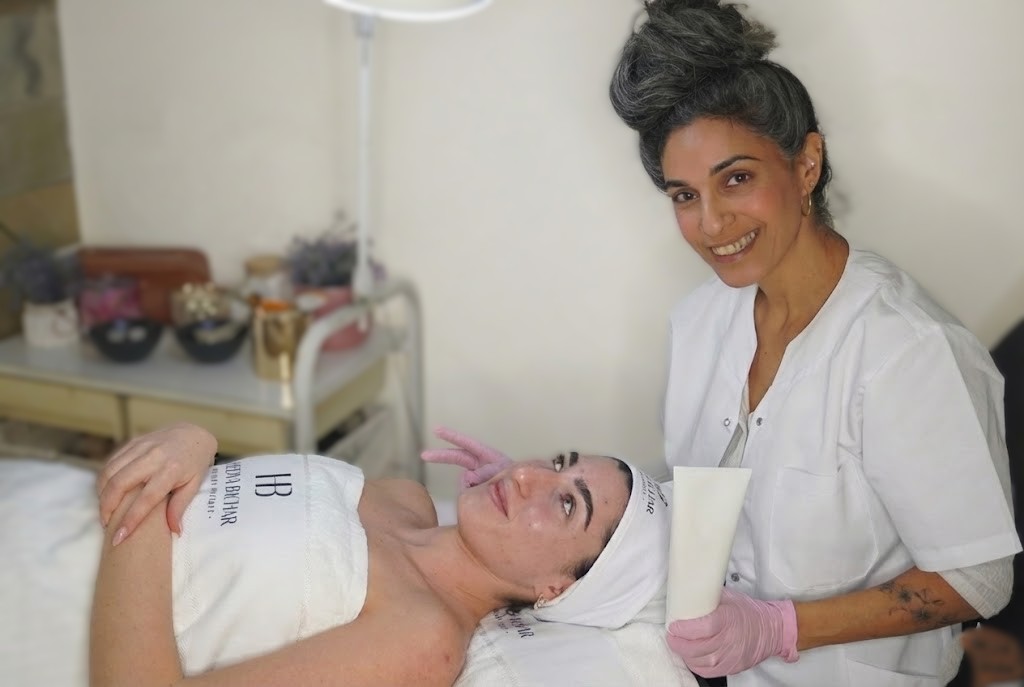 טיפול הבהרת פיגמנטציה וכתמי שמש בנתניה - חדווה בכר קליניקת HBeauty