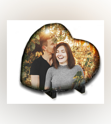 הדפסת תמונה על אבן בזלת בצורת לב 