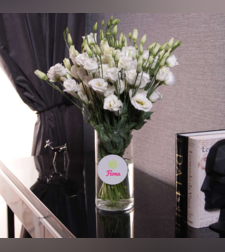 זר ליזיאנטוס לבן באגרטל