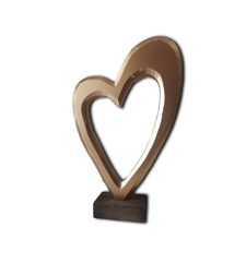 לב עץ מוזהב גדול